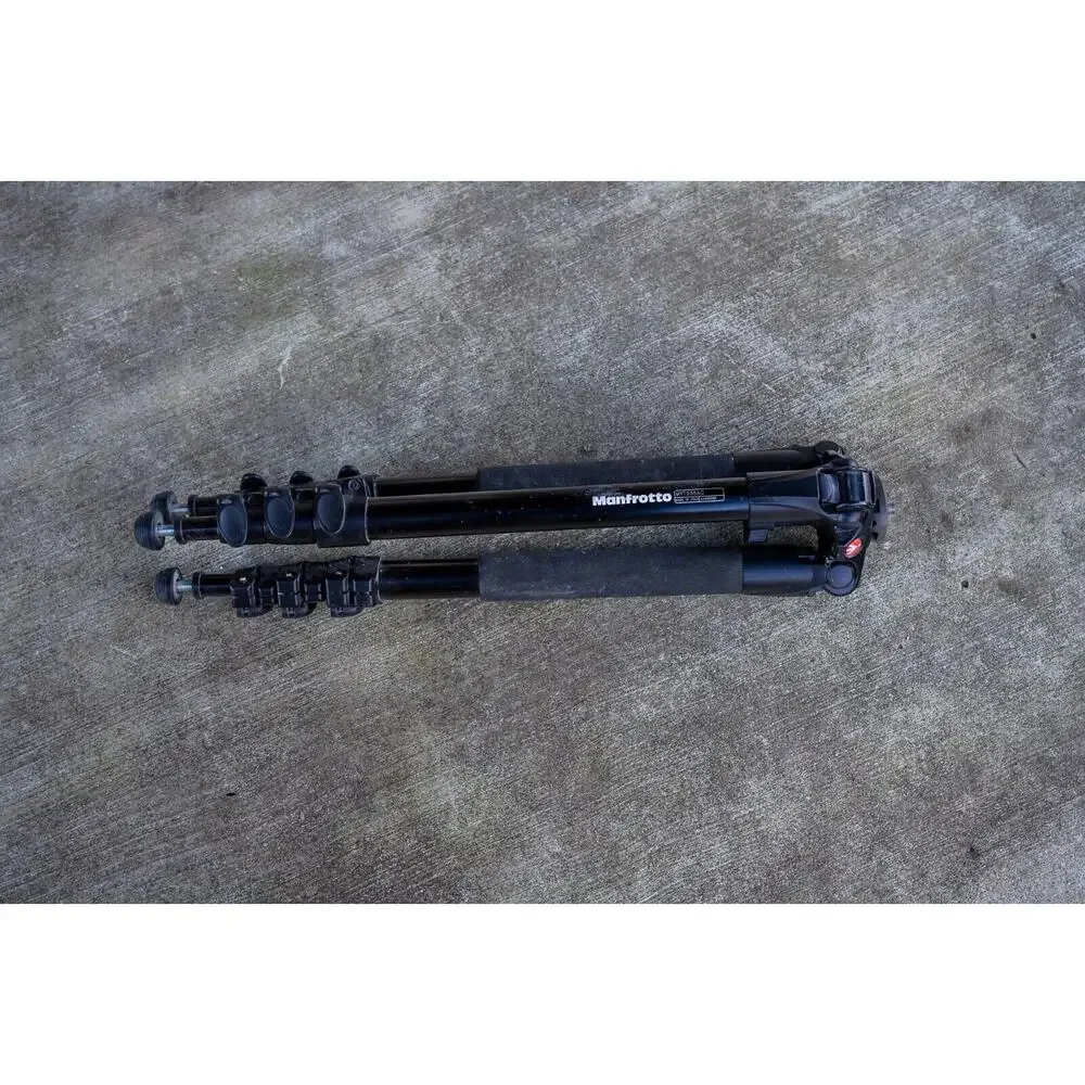Manfrotto Tripod MVT535AQ Aluminum 3-Stage Tripod 4-section Black w/t Ball Head